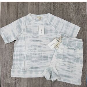 5 For $25 Como Blu lounge set